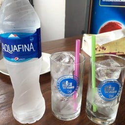 น้ำเปล่า