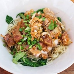 แป๊ะธง เป็ดย่างสูตรฮ่องกง สาขา7 พิษณุโลก