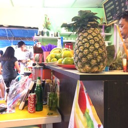 Yacht Station Coffee @ตลาดร่มหุบ