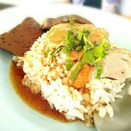 ป้าเย็น ก๋วยเตี๋ยวเป็ดตุ๋น