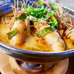 ต้มยำกุ้งแม่น้ำ หม้อไฟ