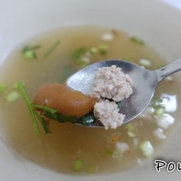 น้ำแกงเกี่ยมฉ่ายหมูสับ