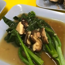 นาวิน หมูกระทะ เล้งแซ่บ ข้าวผัดปู