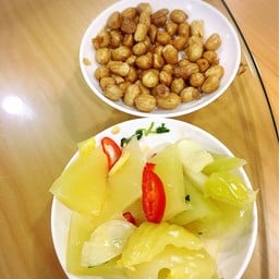 ผักกาดดองอร่อยมาก แน่นเปรี๊ยะ หวานกรอบอร่อย ถั่วทอดก็ดี