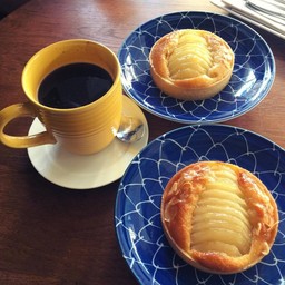 เมนูขนมพิเศษจากทางร้าน ที่ไม่ได้วางขายบ่อยๆ ต้องติดตามทาง FB หรือ IG 