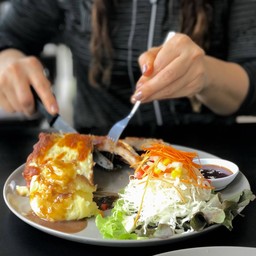 T-Rex Steak House ถนนช้างเผือก