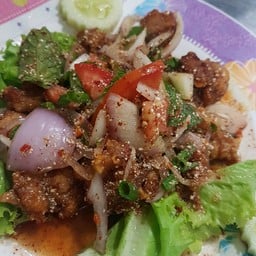 ยำไก่แซ่บ