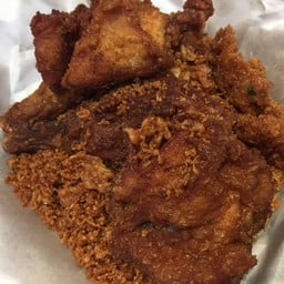 ข้าวยำใบยอ ไก่ทอด