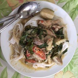 ขนมจีนแกงเขียวหวานไก่