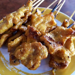 หมูสะเต๊ะเนื้อนุ่ม 