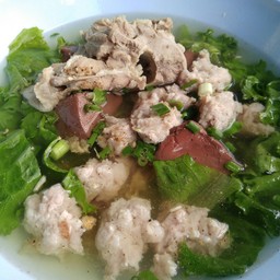 โจ๊ก ต้มเลือดหมู เนื่องศรี