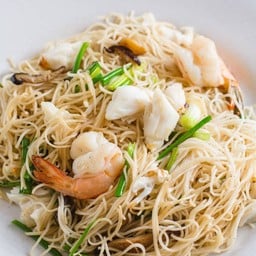 หมี่ฮ่องกงผัดปู-กุ้ง