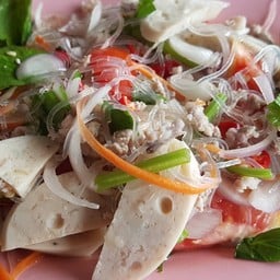 ก๋วยเตี๋ยว