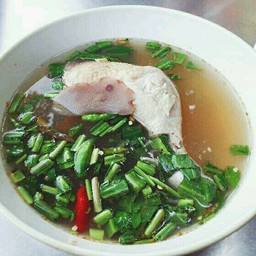 ต้มแซ่บสะโพกไก่
