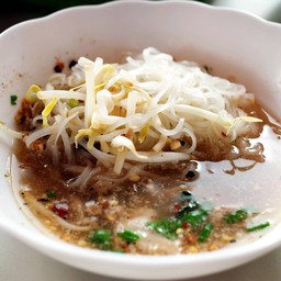 เส้นเล็กต้มยำ !!