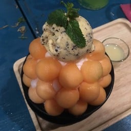 ไอศกรีมธรรมดามาก