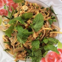 ร้านอาหารแม่นก