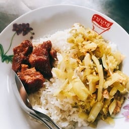 พี่รมย์ข้าวแกง ตลาดซิตี้ กระบี่