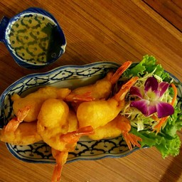 กุ้งชุบแป้งทอด