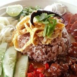 ข้าวคลุกกะปิ