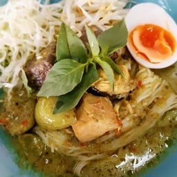 แกงเขียวหวานไก่ +ขนมจีน