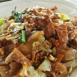 ผัดซีอิ๊๊วหมู