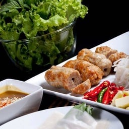 แหนมเนืองชุดใหญ่ 4 ไม้