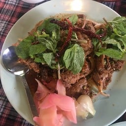 น้ำตกเนื้อ