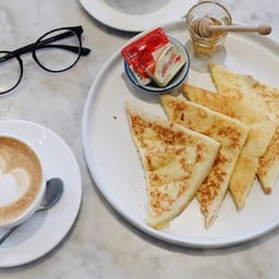 Elefin Coffee ท่าเตียน