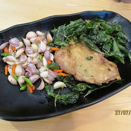 ไก่แดดเดียวทอดสมุนไพร