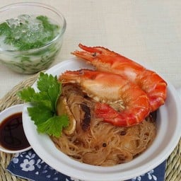 กุ้งอบวุ้นเส้น