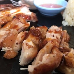 ข้าวมันไก่ไผ่เขียว-แม่โจ้