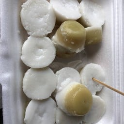 ขนมถ้วยข้างวัดอมรินทร์