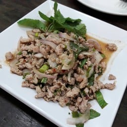 ไก่ย่างรัชดา (สาขา เอสพลานาด) หน้าเอสพลานาด รัชดาภิเษก