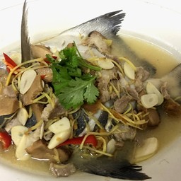 ปลาเก๋าเต้ยนึ่งเกี้ยมบ๊วย