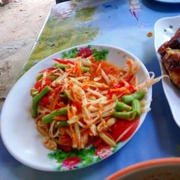 ไก่ย่างวิเชียรบุรี