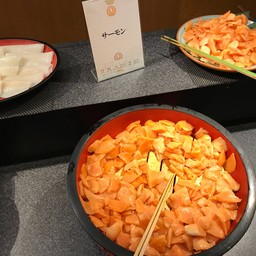 แซลมอนนนนน