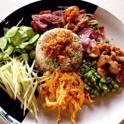 ข้าวคลุกกะปิ