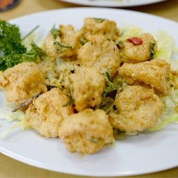 Chin Chin Chicken Rice