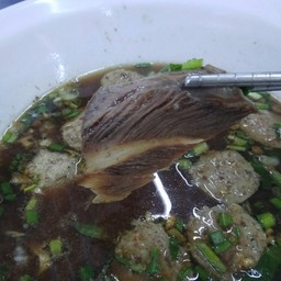 ก๋วยเตี๋ยวเนื้อตุ๋น-เนื้อเปื่อย