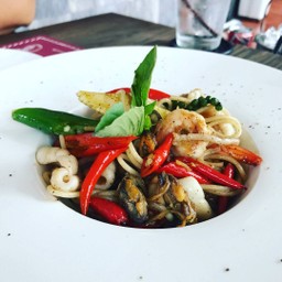 สปาเก็ตตขี้เมาทะเล