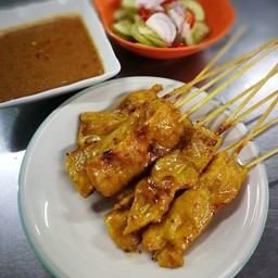 ตุ๊กตาหมูสะเต๊ะ