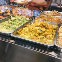 ข้าวราดแกงครัวรสสุคนธ์
