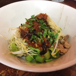 เตี๋ยวเรือต่อชาม สุขุมวิท 25