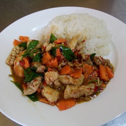 ข้าวราด โหระพารวมมิตร