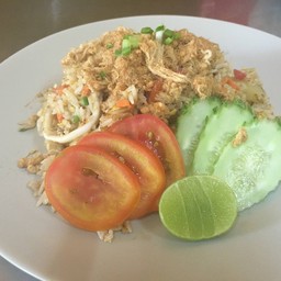 ข้าวผัดสัปปะรด หมูหยอง