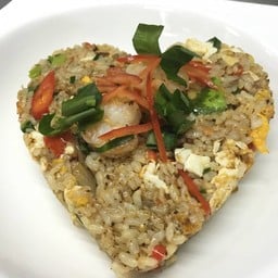 ข้าวผัดต้มยำทะเล