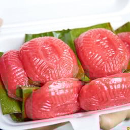 Traditional Ang ku kueh Ji Xiang Confectionary