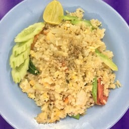 ป้าไก่ อาหารตามสั่ง