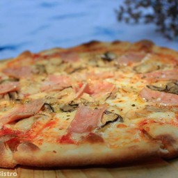 Pizza Montanara พิซซ่าหน้าแฮมเห็ด สไตล์อิตาเลียนแท้ๆ ที่ครัวคุณคราม ถาดใหญ่ ไซต์